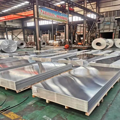 Perbedaan antara seri aluminium sheet hot-rolled dan lembaran aluminium yang terguling dingin