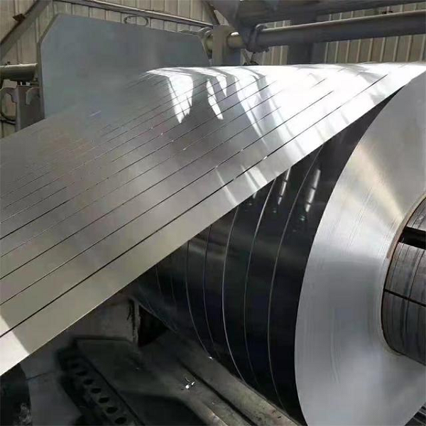 Lembar alumina yang disikat